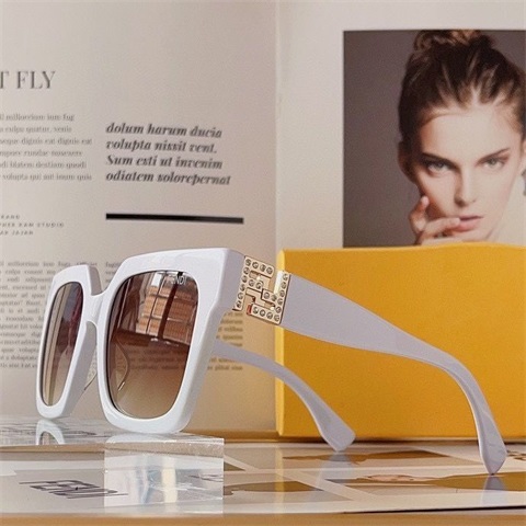 Fendi sunglass-146